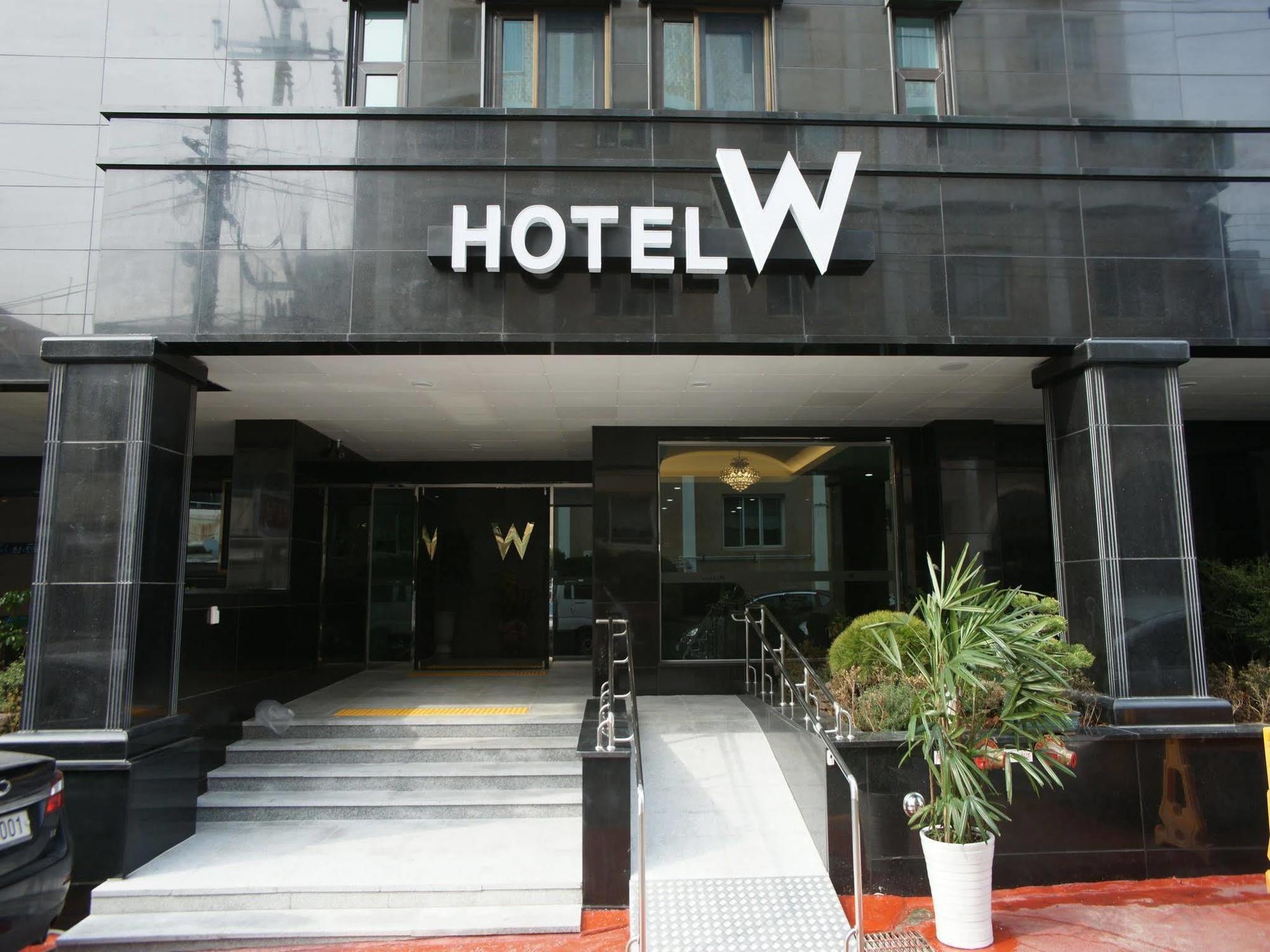 Hotel W Shinjeju Exterior photo